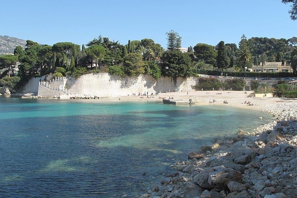 Cove at Plage de Passable on Cap Ferrat, seen from the coastal path