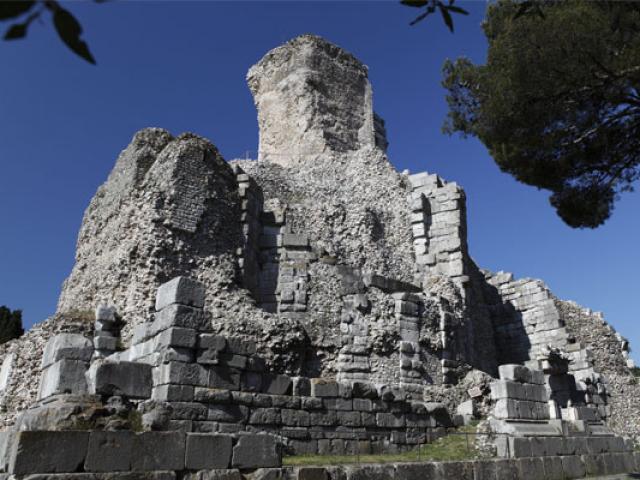 Visit to the Trophy of Augustus